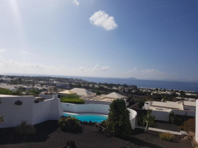  Playa Blanca Villa  Плайа Бланка